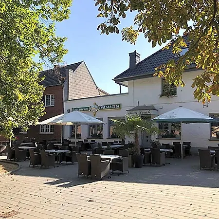 Restaurant Dalmacija فندق Gangelt